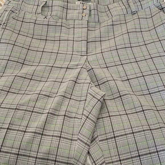 ✨Host Pick✨ Izod Golf Pants - Picture 6 of 7